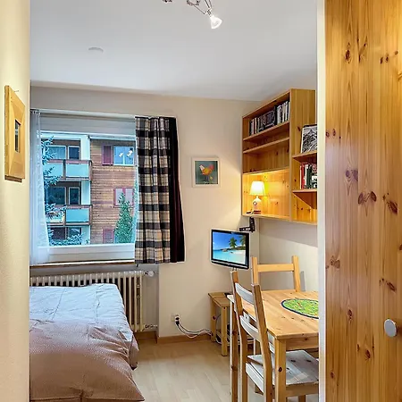 Haus Cresta - Paradise- Swiss Alps Apartmán *