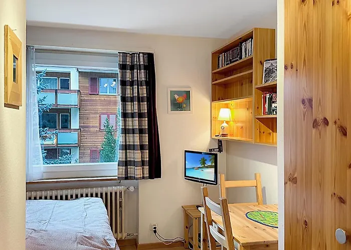 Haus Cresta - Paradise- Swiss Alps Apartmán *